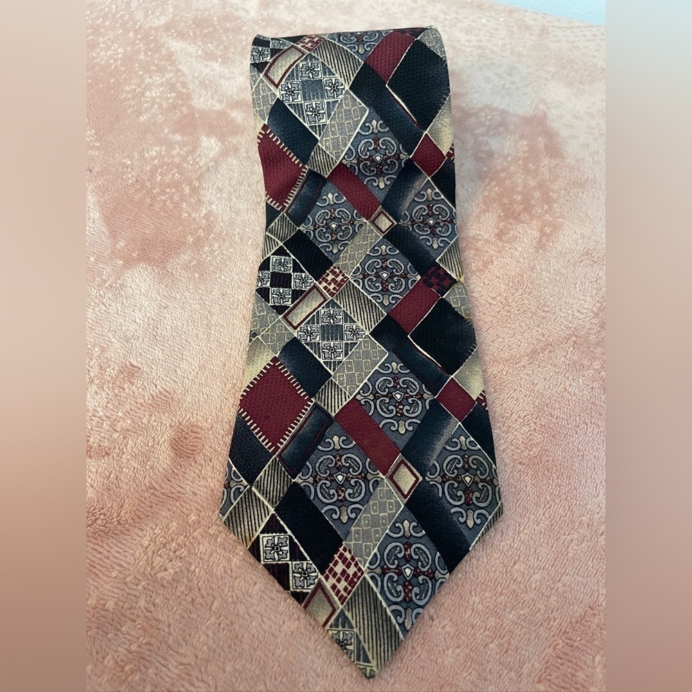 Mark Alexander Geometric Pattern Tie - Picture 1 of 8